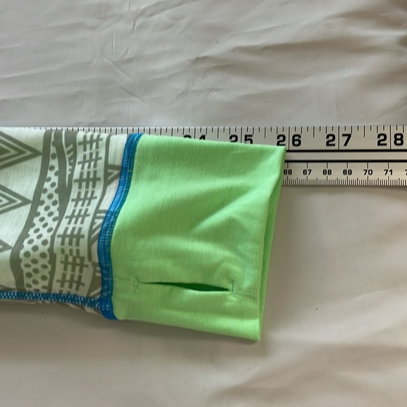 Women’s size large Fila sport reversible long sleeve top - Picture 11 of 11